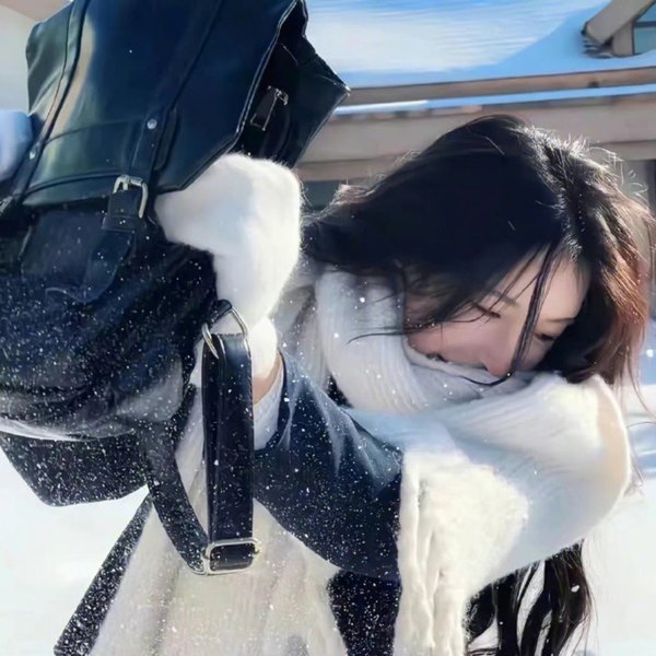 穿越荒年，我和老六爹的逃荒路